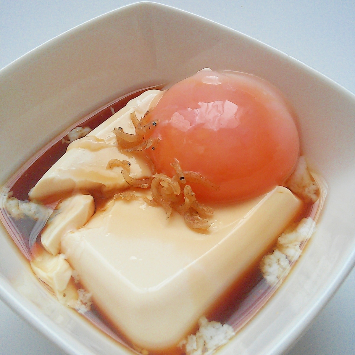 簡単おつまみ 温泉たまごとしらすの冷奴 ごま油風味 レシピ 作り方 By みずたまsweet 楽天レシピ 簡単おつまみ 温泉たまごとしらすの冷奴 ごま油風味 レシピ 作り方 By みずたまsweet 楽天レシピ